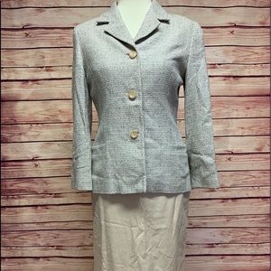 Carolina Herrera New York Saks 5th Ave Beige Skirt & Blazer, Size 8